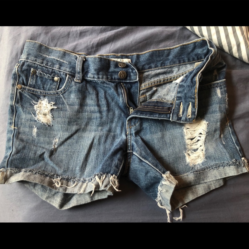 Decree jean shorts